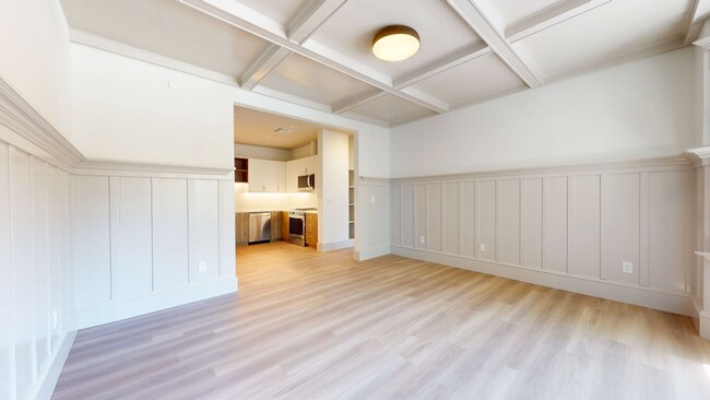 Building Photo - 2 Bedroom Brand New Upstairs Berkeley Unit!
