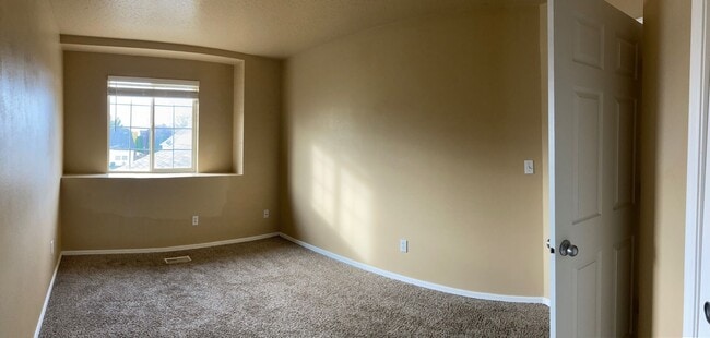 Building Photo - Great Home In Nampa