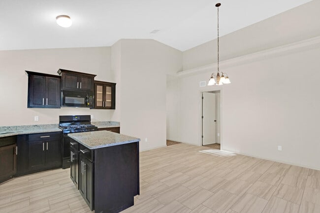 Building Photo - 11069 Gem Valley Rd