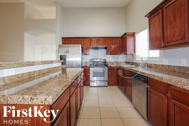 Building Photo - 14391 W Carlin Dr