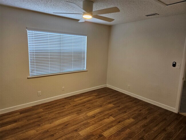 Building Photo - 4729 NW 4th Terrace