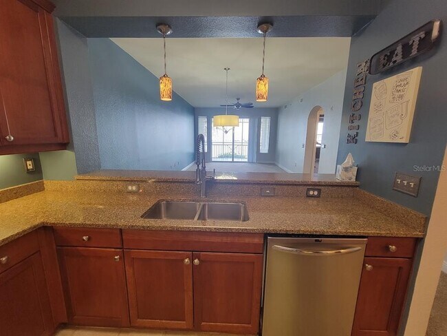 Building Photo - 5114 Melbourne St