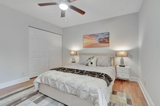 Building Photo - 12641 Westhampton Cir