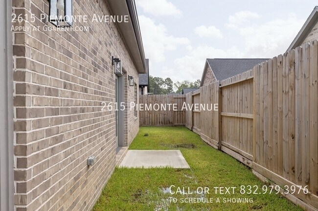 Building Photo - 2615 Piemonte Ave