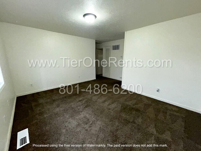 Building Photo - NO DEPOSIT option available for qualified ...