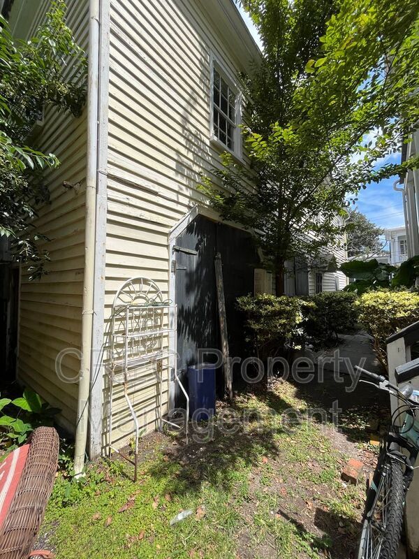 Building Photo - 3 Franklin St