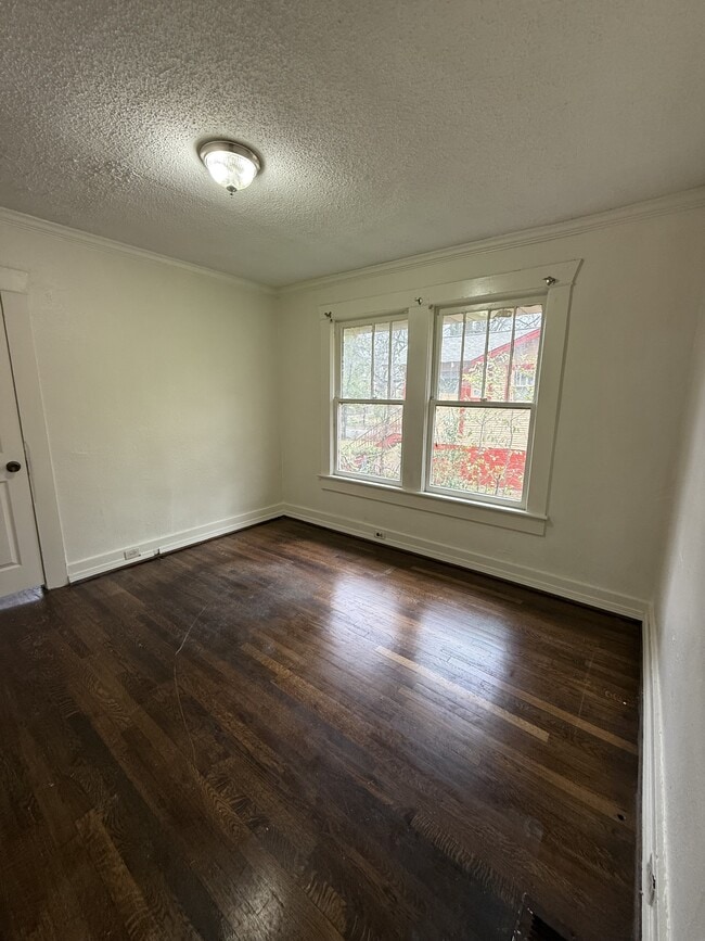 Building Photo - 8020 4th Ave S