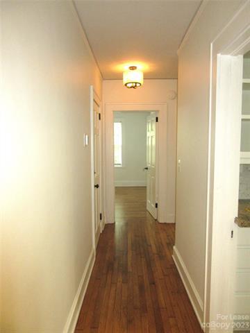 Building Photo - 511 S 4th St