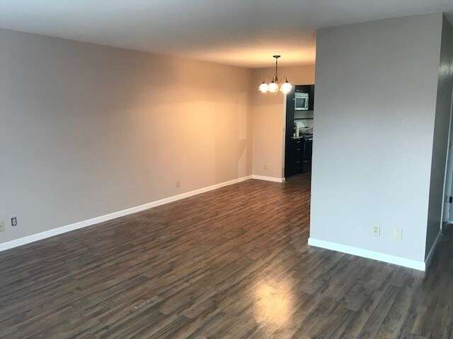 Building Photo - 7312 E Princeton Ave