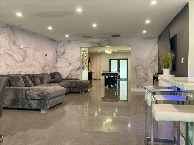 Building Photo - 7524 Mutiny Ave