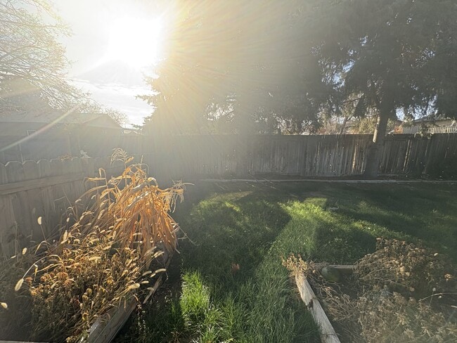 Building Photo - 3085 W 5685 S