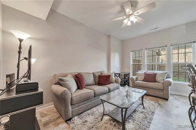 Building Photo - 2545 Mountain Ash Cir