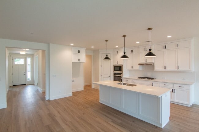 Building Photo - Brand New Build!!!