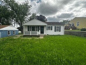 Building Photo - 3404 Doniphan Ave