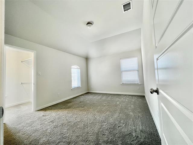 Building Photo - 991 Sprangletop St