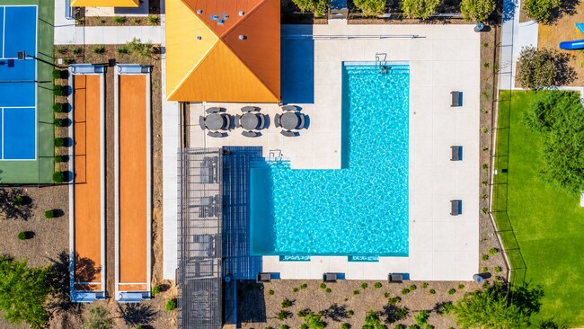 Building Photo - 18000 Calle Lejos