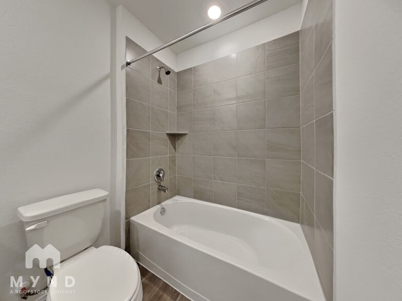 Building Photo - 12015 William Trails Cir