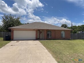 Building Photo - 1902 Wright Way