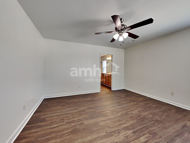 Building Photo - 170 Moon Dance Ln