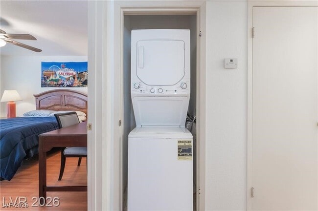 Building Photo - 5259 Caspian Springs Dr