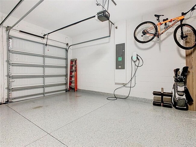 Building Photo - 10759 Petrillo Wy