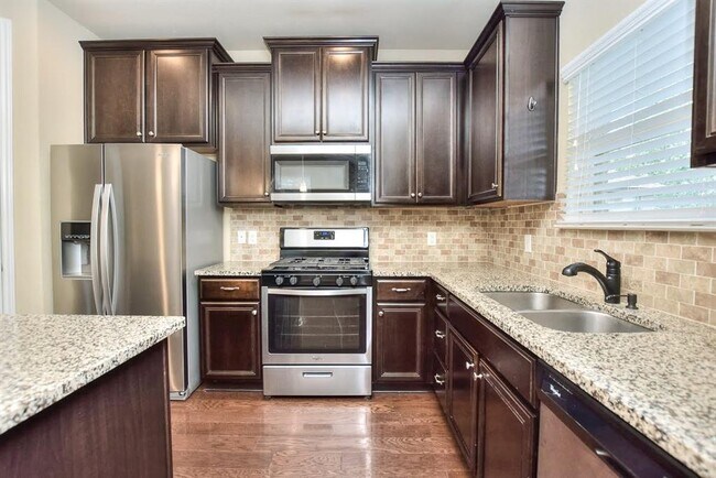 Building Photo - 1232 Clearwing Cir