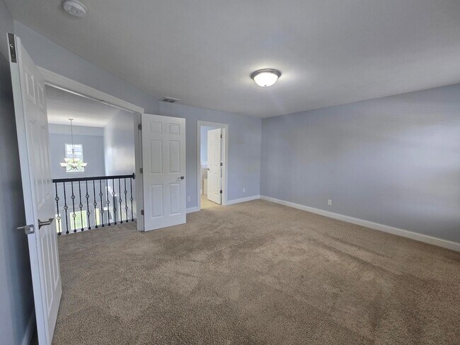 Building Photo - 10091 Pearwood Dr