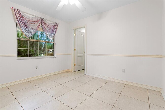 Building Photo - 36740 Shore Dr