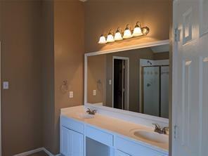 Building Photo - 8029 Spring Peaks Dr