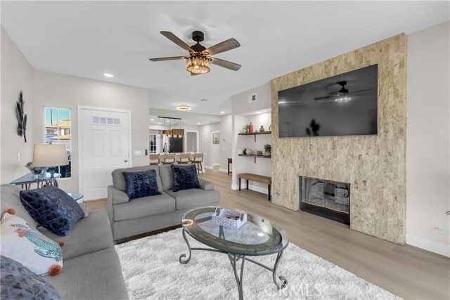 Building Photo - 143 Desert Falls Cir