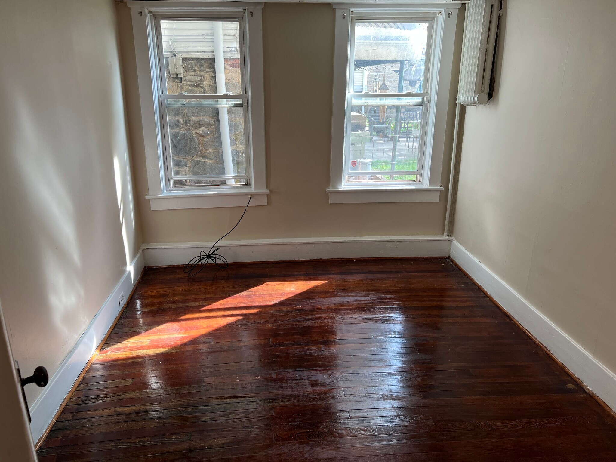 Building Photo - 1411 N Washington Ave