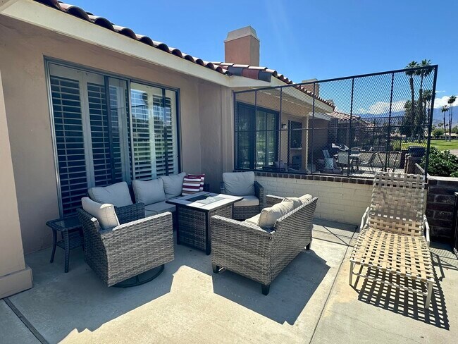 Building Photo - 430 Sierra Madre S