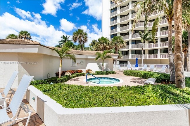 Building Photo - 3000 N Ocean Dr