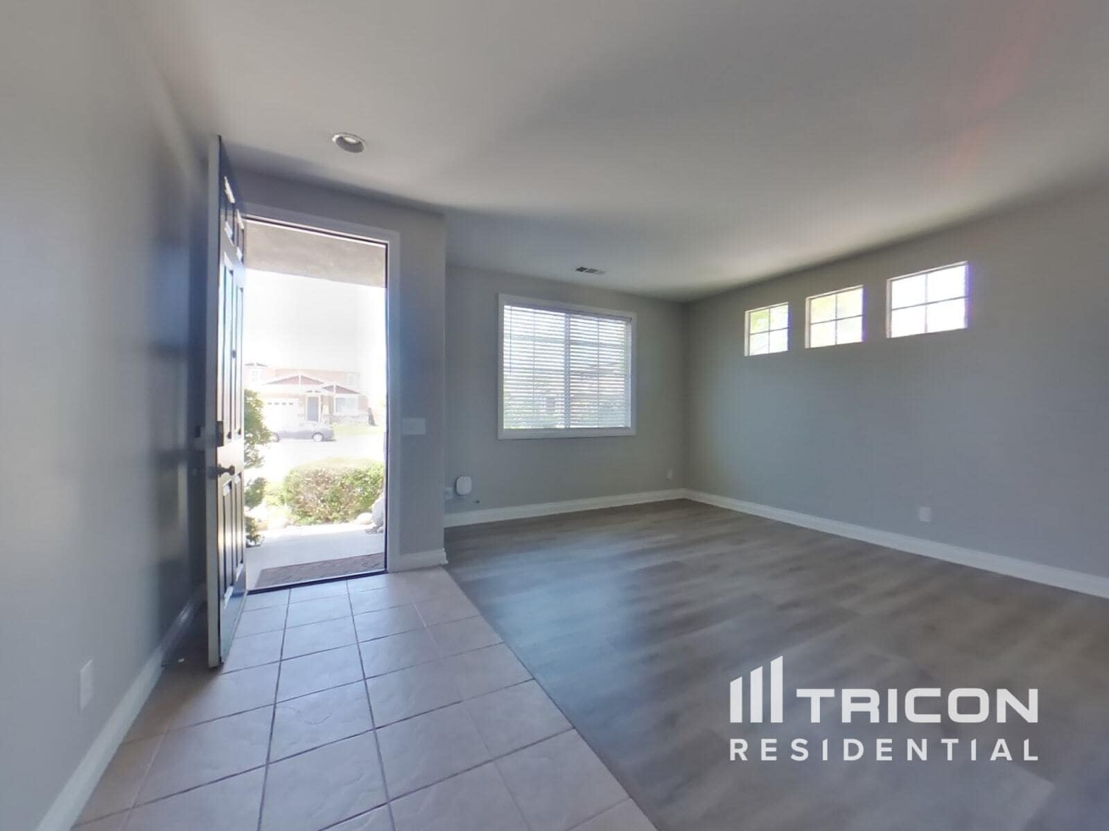 Building Photo - 11665 Minckler Cir