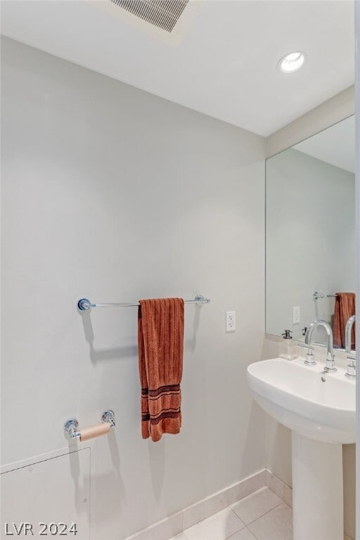 Building Photo - 322 Karen Ave