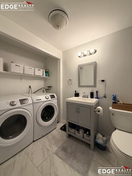 Building Photo - 73 Thorndike St