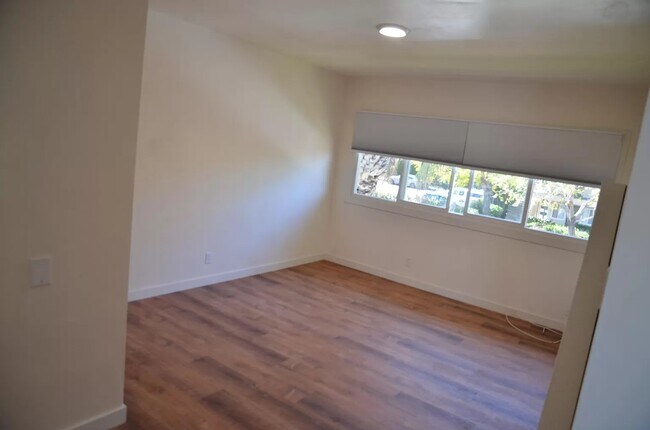 Building Photo - 6520 Cervantes Rd