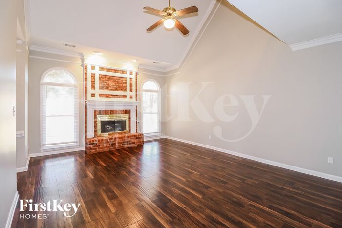 Building Photo - 2255 Hickory Path Dr