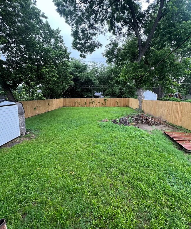 Building Photo - Nice 3 bedroom Home!