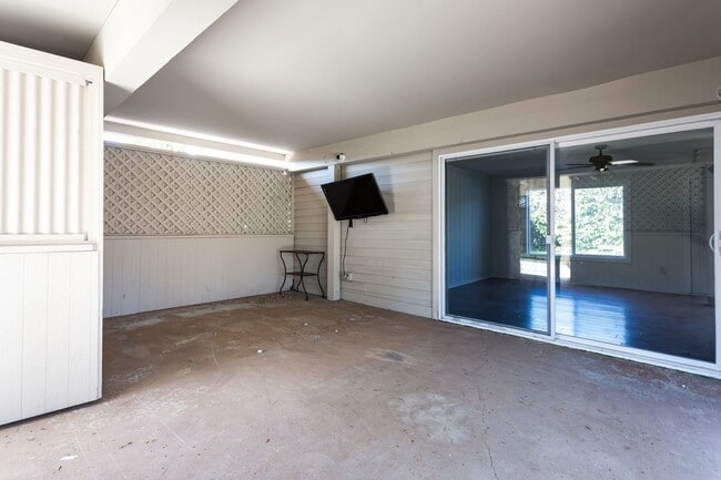 Building Photo - Spacious Single Family Home in Imperial Beach