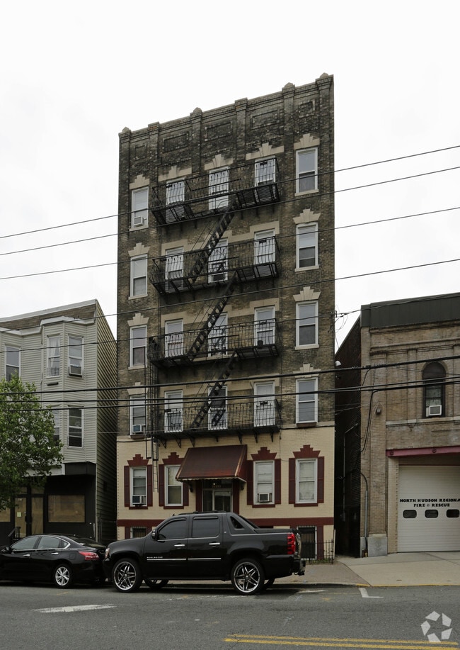 Building Photo - 4614 - Weehawken Hudson Equity, LLC