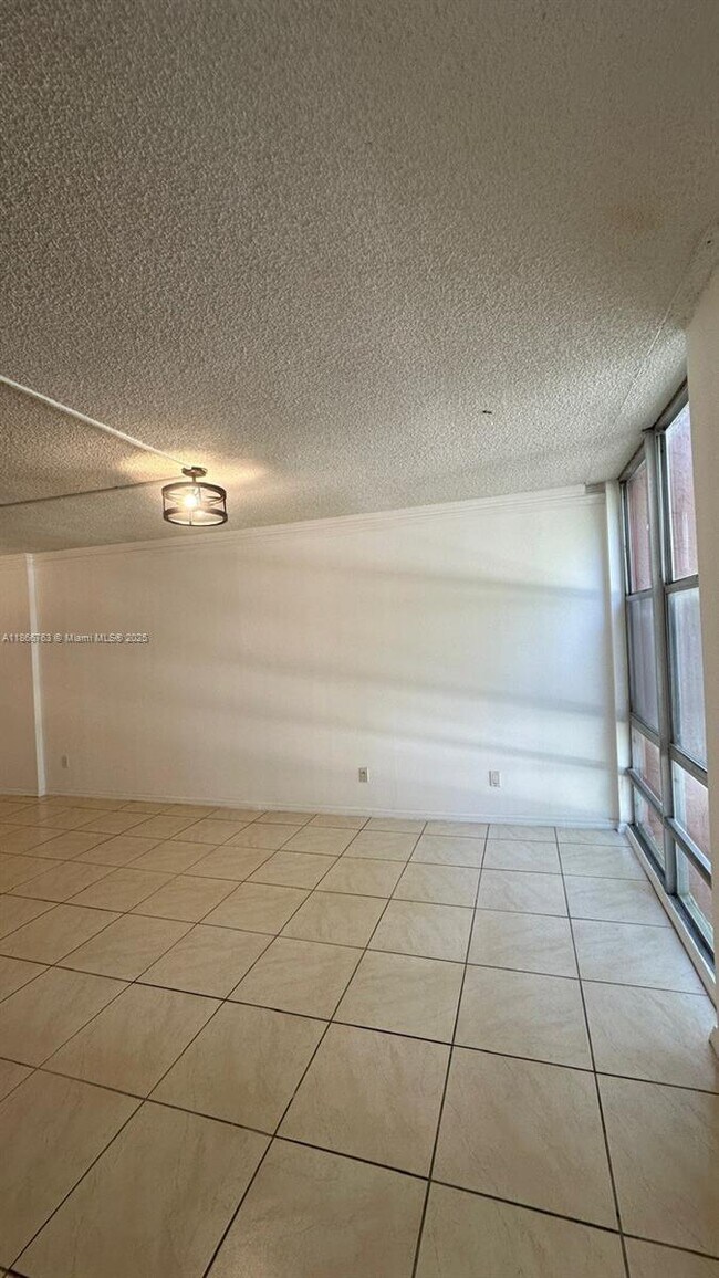 Building Photo - 210 172nd St