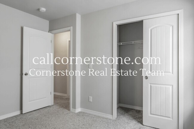 Building Photo - 10738 Traders Pkwy