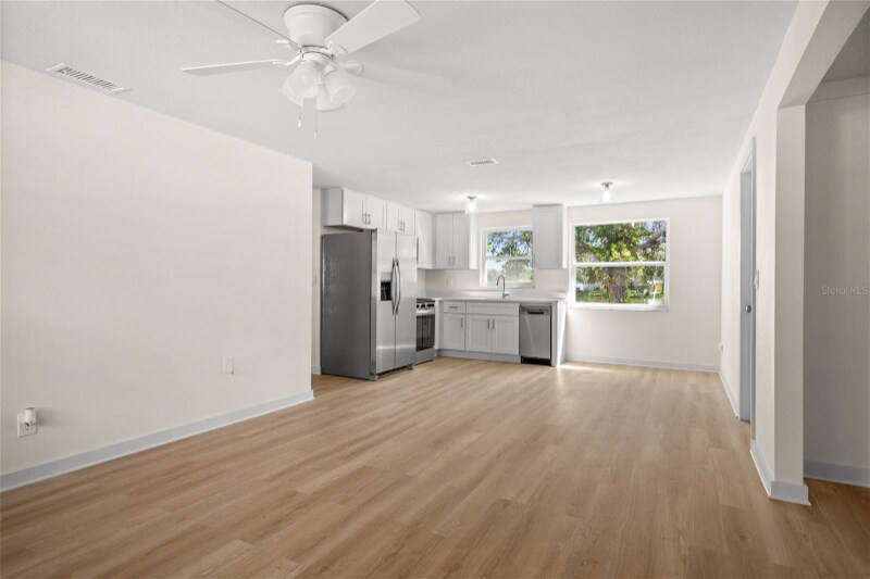 Building Photo - 9049 Orchid Dr