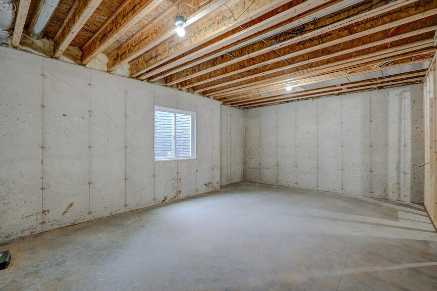 Building Photo - 4827 Brassica Rd