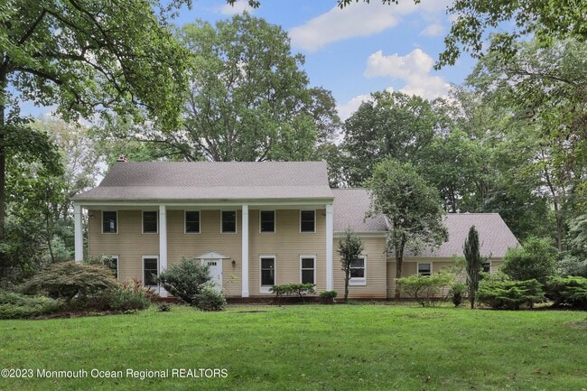Building Photo - 18 Seven Oaks Dr