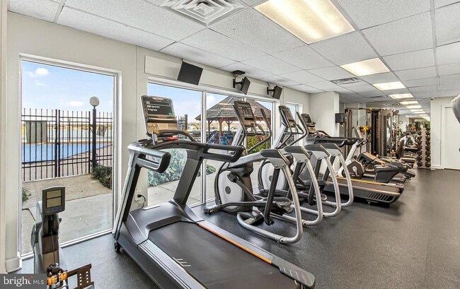 Building Photo - 501 Slaters Ln