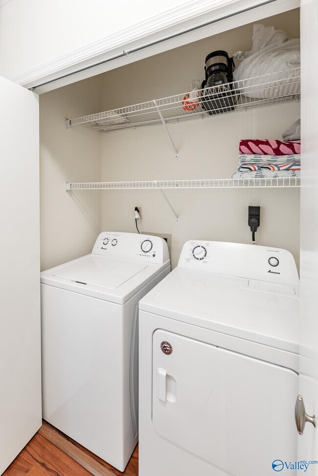 Building Photo - 10028 Meredith Ln SE