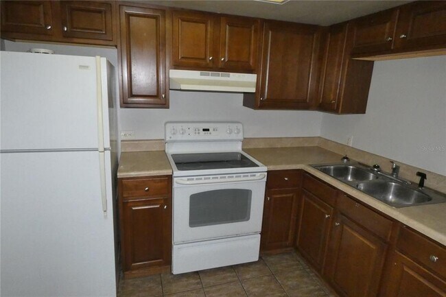 Building Photo - 5831 8th Ave N