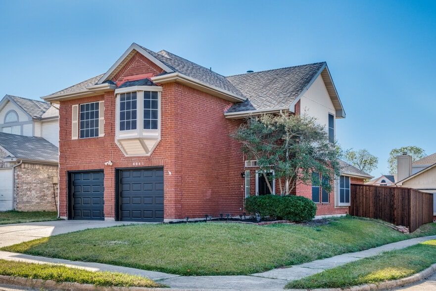 Building Photo - 6841 Bellehaven Dr
